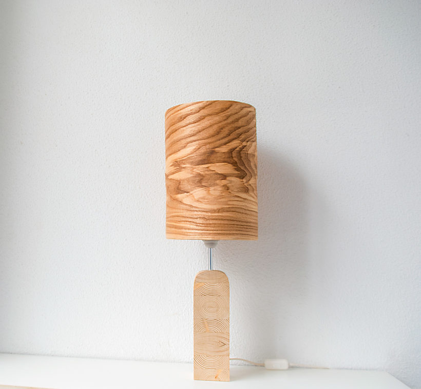 Handmade Wooden Table Lamp 'Motif Wood 3 Olive'
