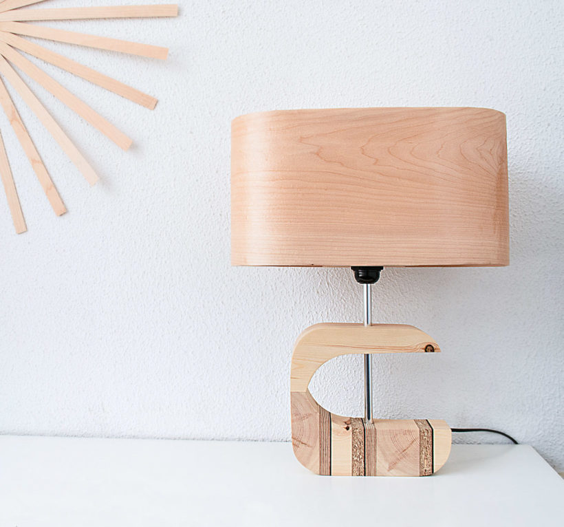 Handmade Wooden Table Lamp 'Shapes' - Wagon maple
