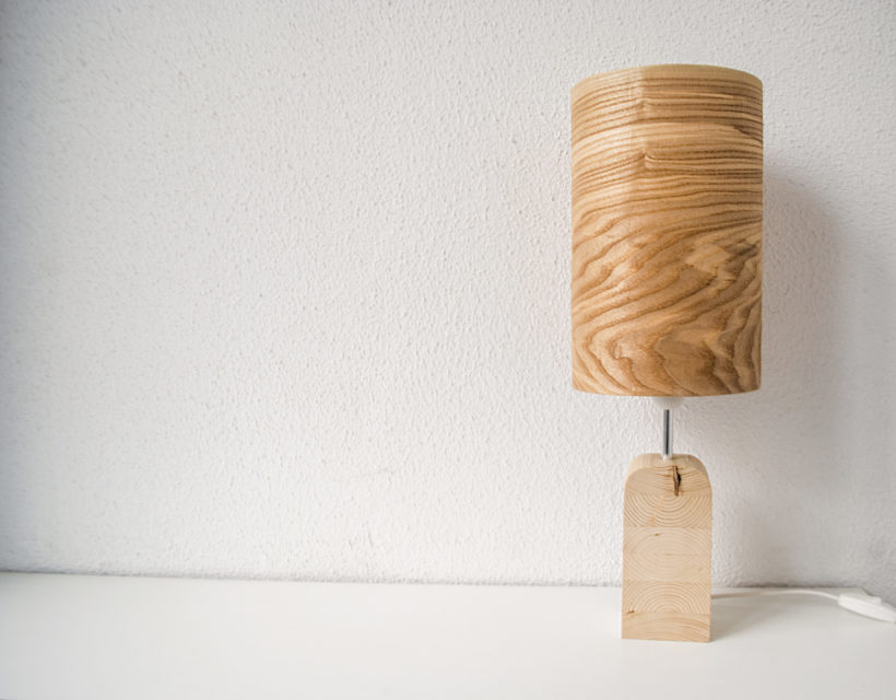 Handmade Wooden Table Lamp 'Motif Wood 2 Olive'